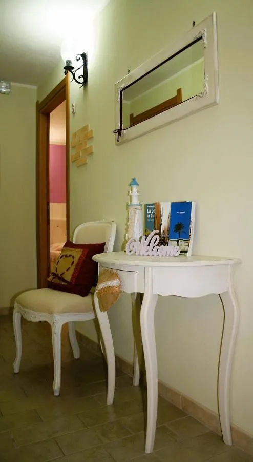 Bed and Breakfast La Pirata Capitana Costa degli Angeli Bed & Breakfast