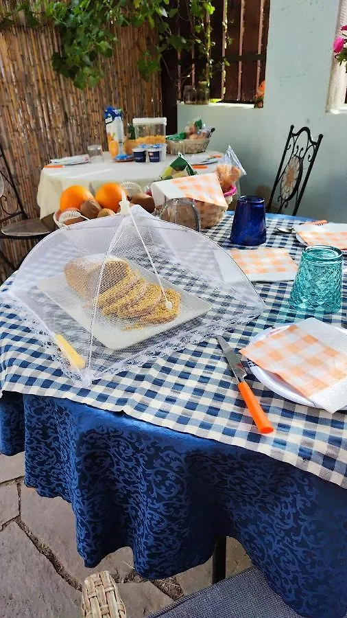 Bed and Breakfast La Pirata Capitana Costa degli Angeli Bed & Breakfast