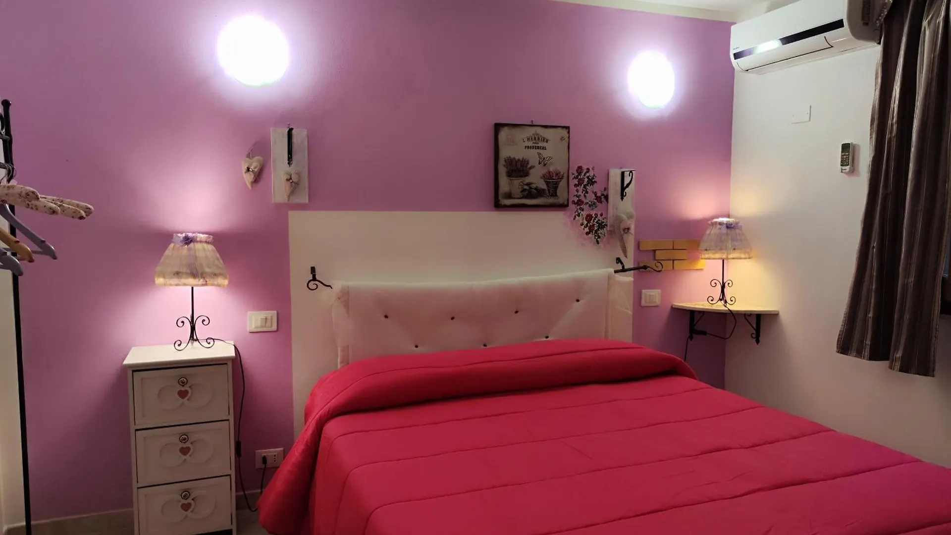 Bed & Breakfast Bed and Breakfast La Pirata Capitana Costa degli Angeli